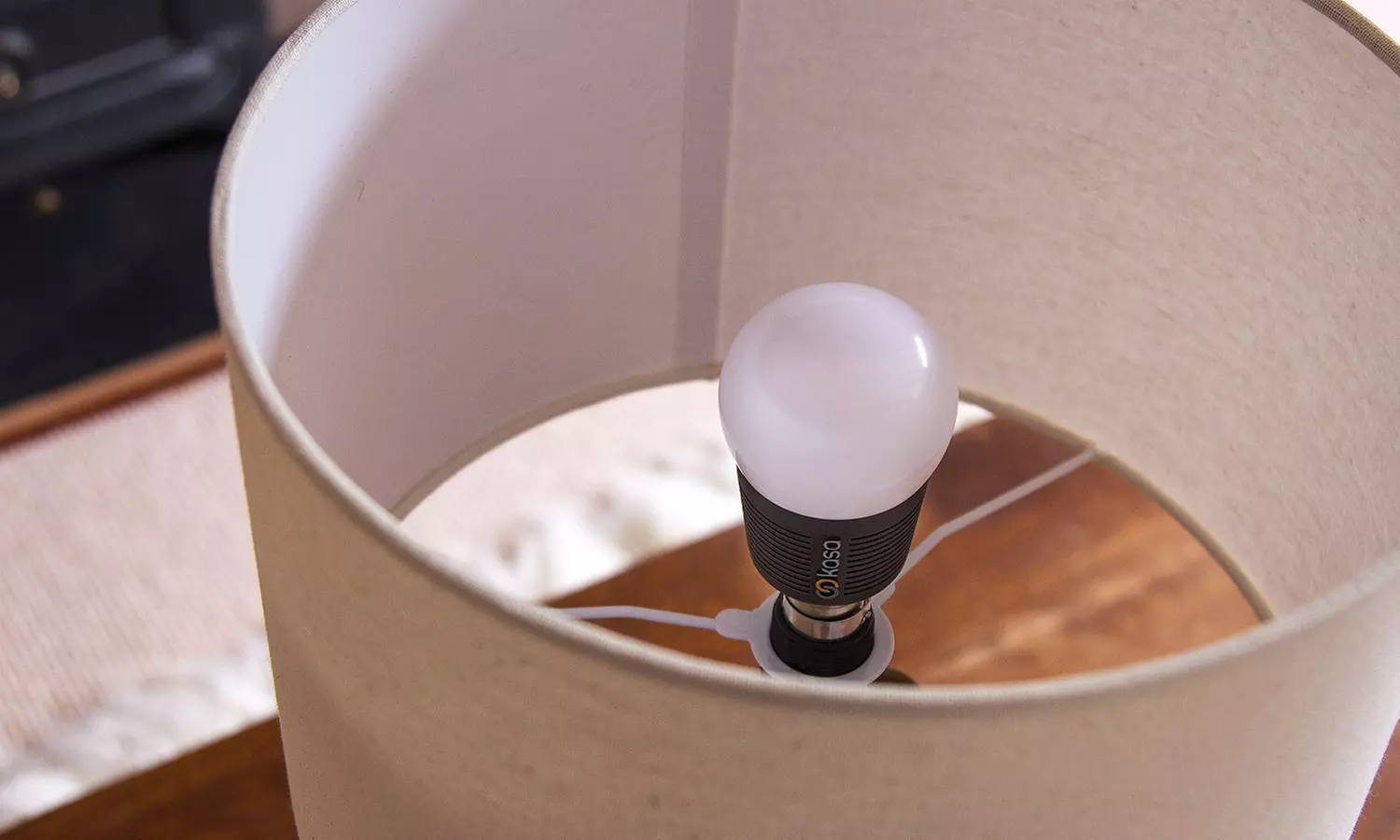 Veho Kasa Bluetooth Smart Lighting LED Bulb - Primary Image