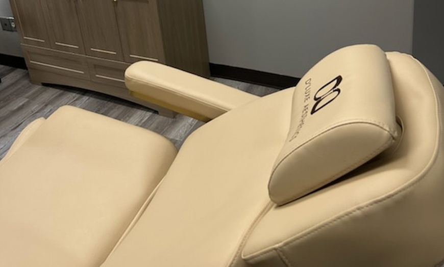 Image 5: Botox 20, 40, or 60 Units / 20 Units + 1 Syringe Juvederm