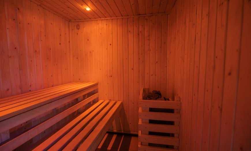 Image 12: 4* Derbyshire: Standard Double or Twin Room Stay with Breakfast & More