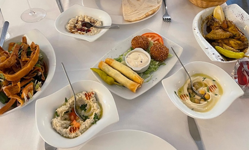 Image 2: Menu oriental ou dégustation pour 2, 3 ou 4 personnes 