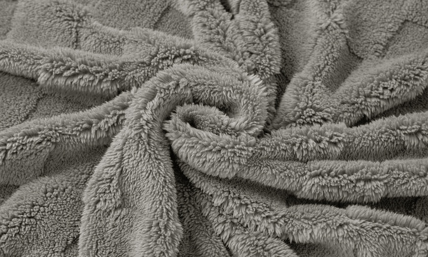 Image 18: Kuscheldecke mit oder ohne Fransen