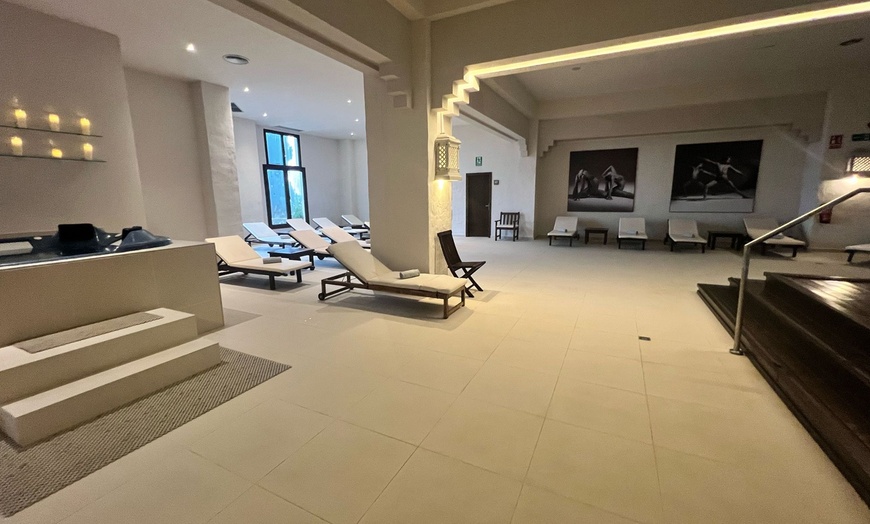 Image 4: Experiencia termal para 2 con acceso a spa y degustación de vino