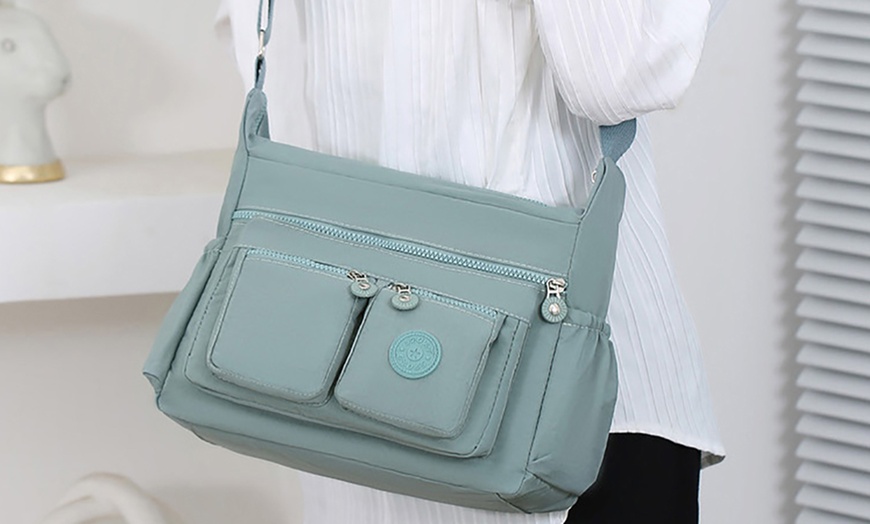 Image 1: Women's Large Capacity Shoulder Bag