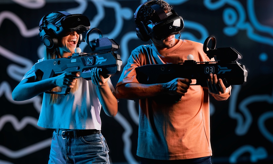 Image 6: Sesión de realidad virtual de 30 minutos para 1, 2, 3 o 4 personas