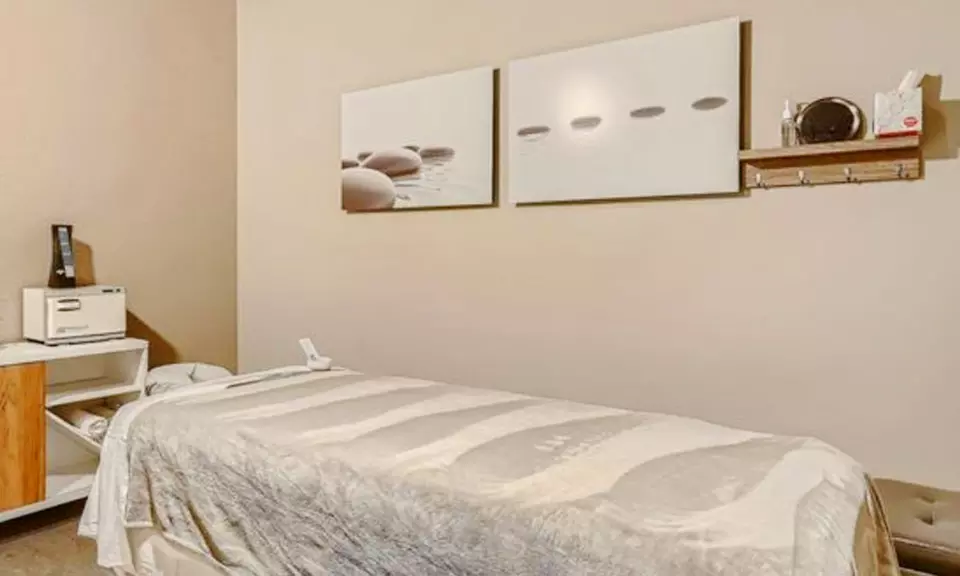 Ultimate Wellness with One or Two 45-Minute Foot Reflexology