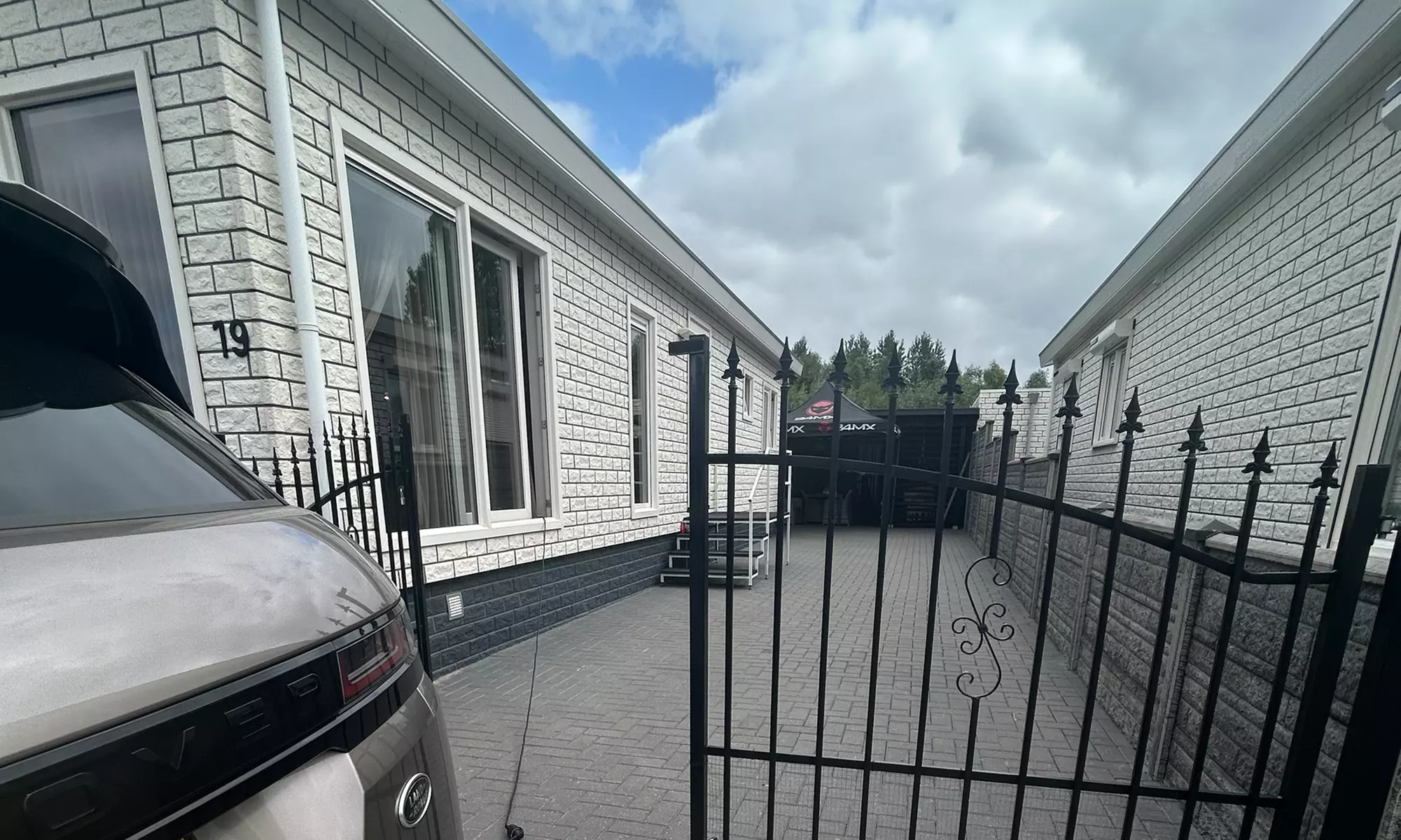 Stralend langer haar dankzij nanoring extensions