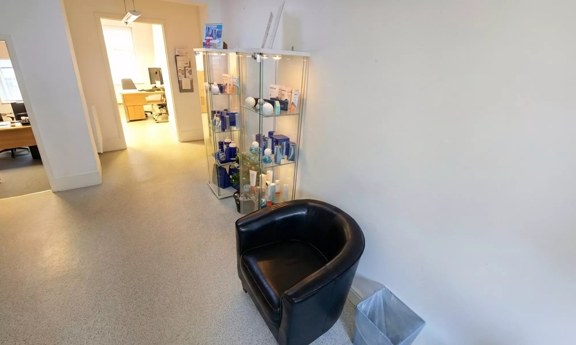 Microdermabrasion with LED Light Therapy and Hydrating Face Mask