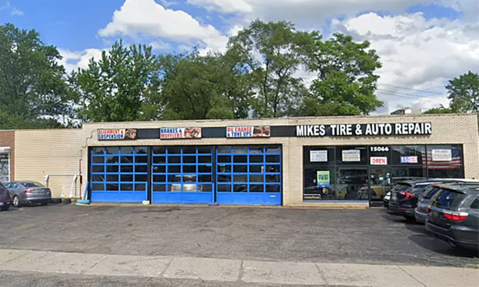 Get a Synthetic & Synthetic-Blend Oil Change with Filter & Tire Check