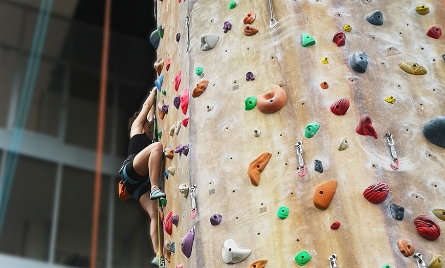 Image 9: Melbourne's All-Day Rock Climbing Experience with Shoe & Harness Hire