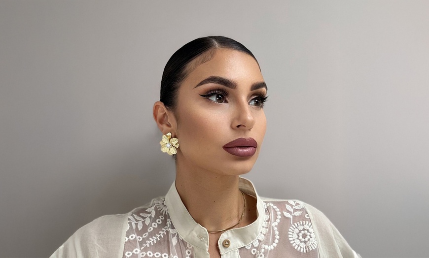 Image 2: Wimpernverlängerung Classic (1-3D), Hybrid (4-6D) oder Volumen (7-9D) 