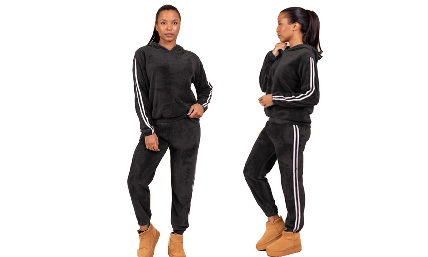 Image 8: Soft Touch Velour Hooded Loungewear Suit
