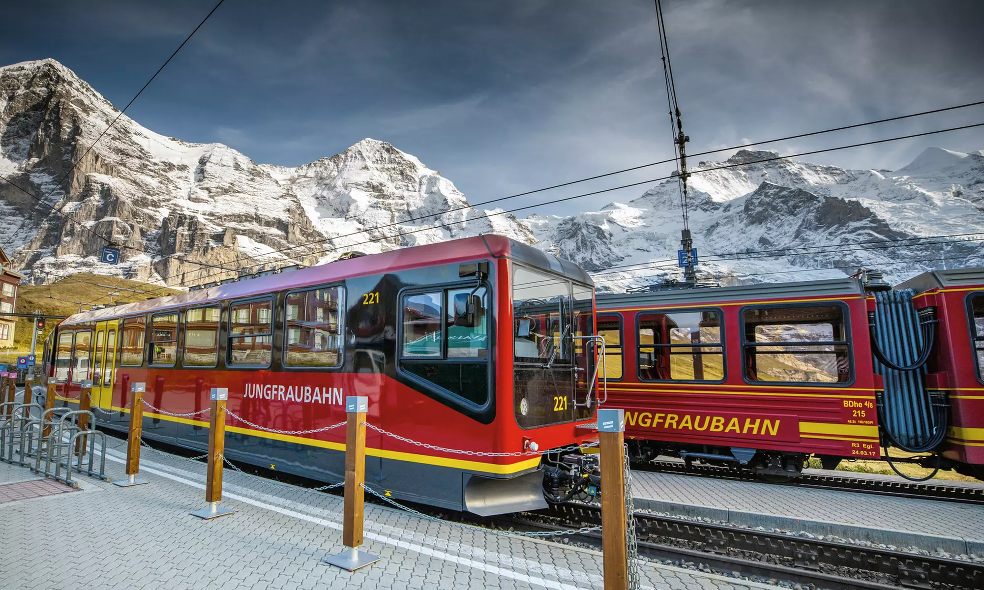 ✈ Lucerne, Interlaken & Montreux with Interlaken Express & Goldenpass