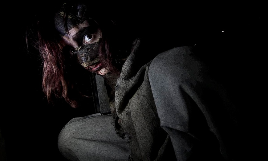 Image 3: High-Intensity Haunted House Experience Near Chicago 
