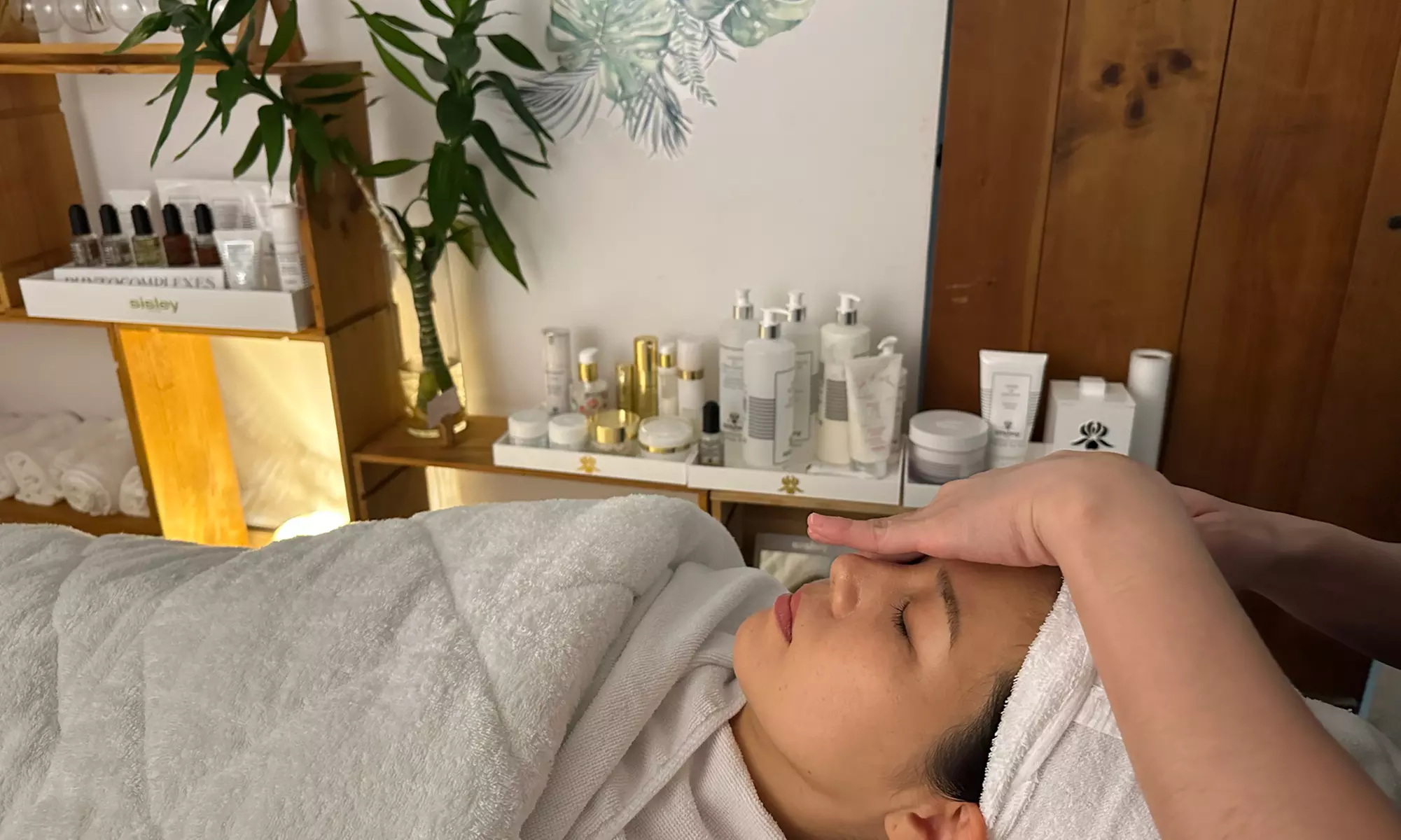 Radiant Skin with One, Three or Five Sessions of Choice of Facial
