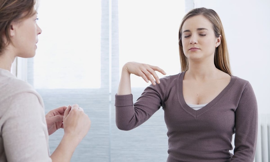 Image 1: 1 ou 2 séances d'hypnose d'1h avec Charlotte Barrier