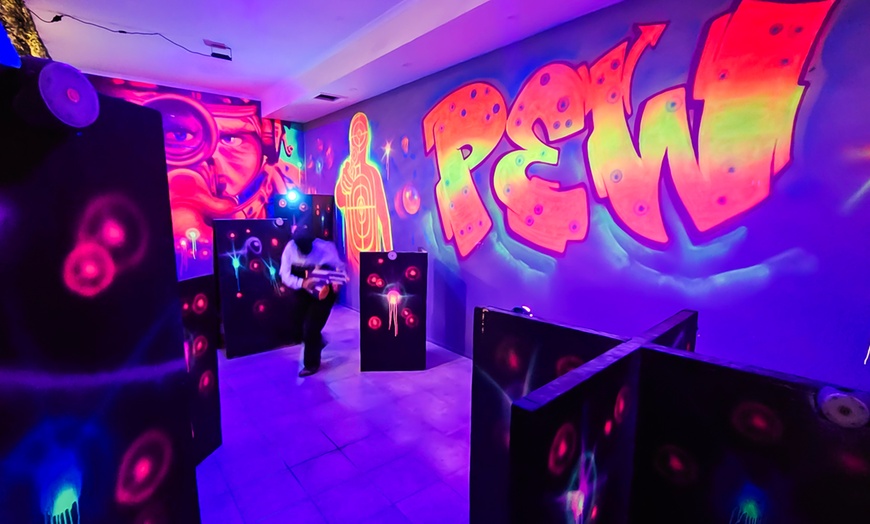 Image 12: Join the Thrilling 1v1 Player vs player battle - for 2 or 4 people