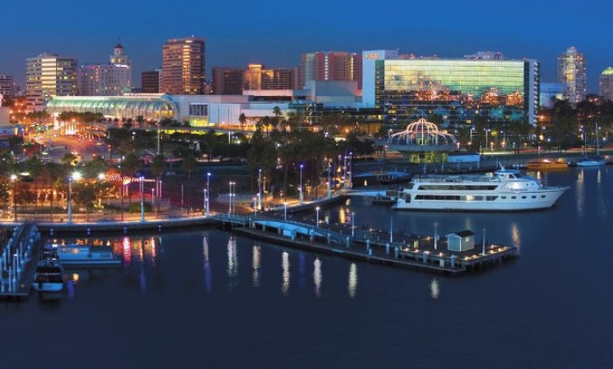 Image 4: Long Beach Premier Brunch Cruise from City Cruises