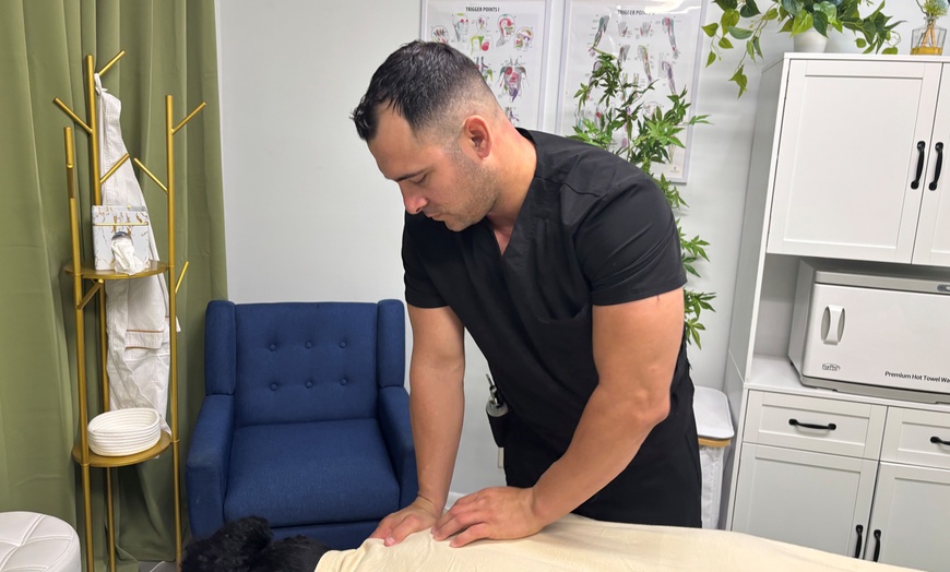 Image 3: 60 or 90-Min Swedish or Deep Tissue Massage & Aromatherapy at Rejujoy