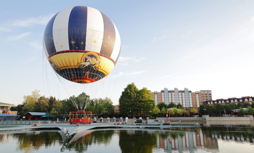 Image 1: Place enfant ou adulte à bord du Ballon PanoraMagique