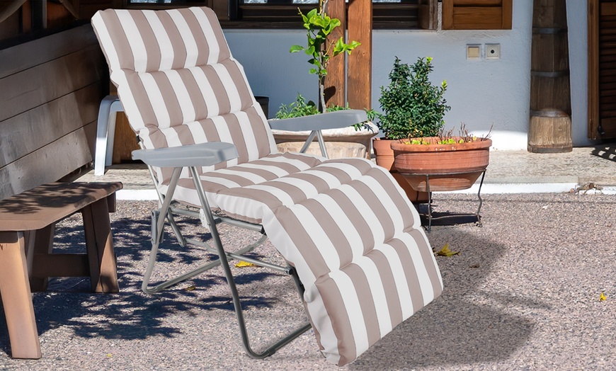 Image 4: Palma Gravity Recliner Chair with Cushion
