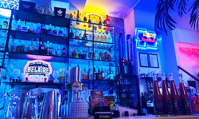 Pasta, Wein &  hausgemachtes Tiramisu für bis zu 4 Personen