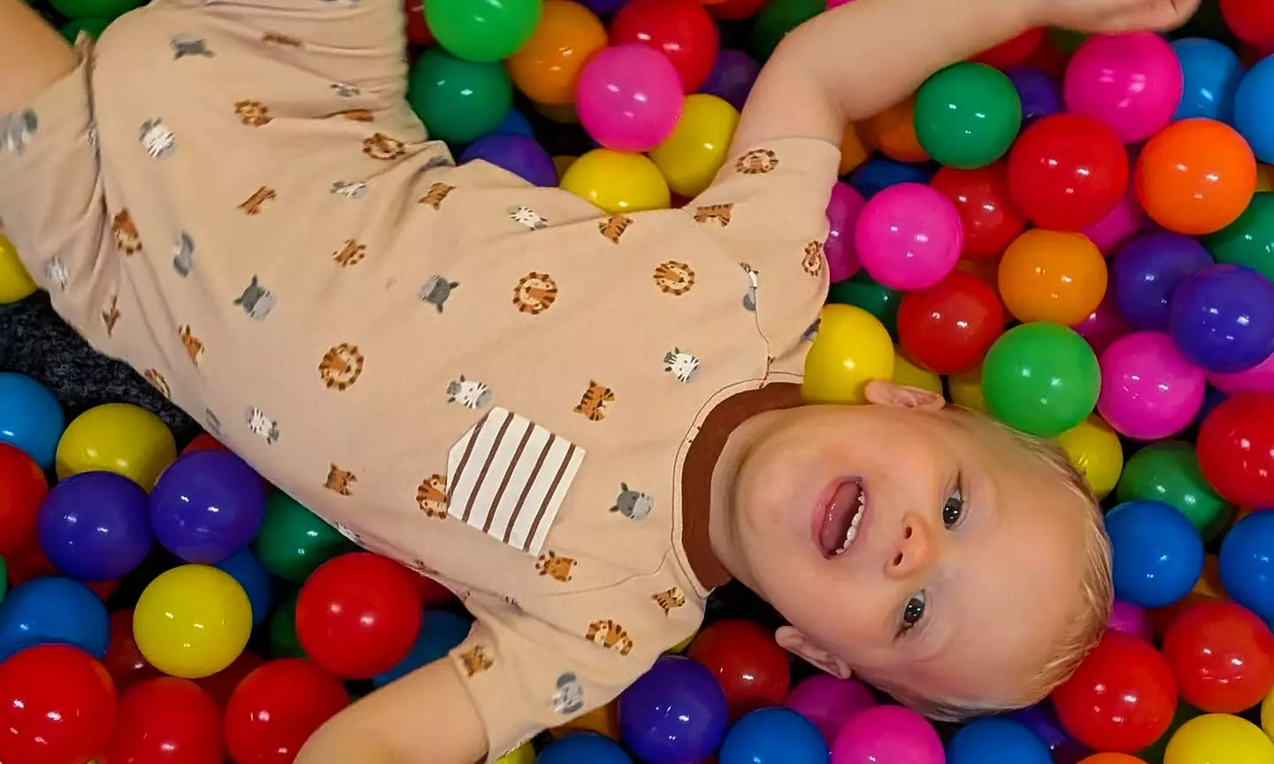 Enjoy Single-Day or Family Admission for Ages 9 Months–5 Years