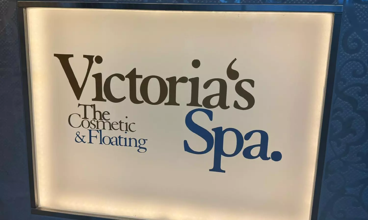 60 Min. Floating-Session, opt. mit 30 Min. Massage, für 1 Person