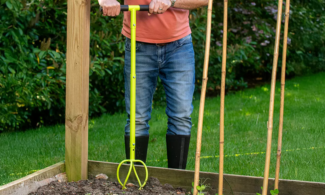 Garden Gear Manual Twist Cultivator and Tiller