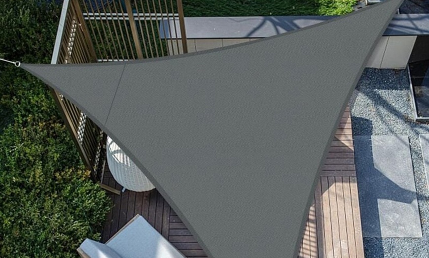 Image 2: Driehoekig schaduwdoek met uv-bescherming