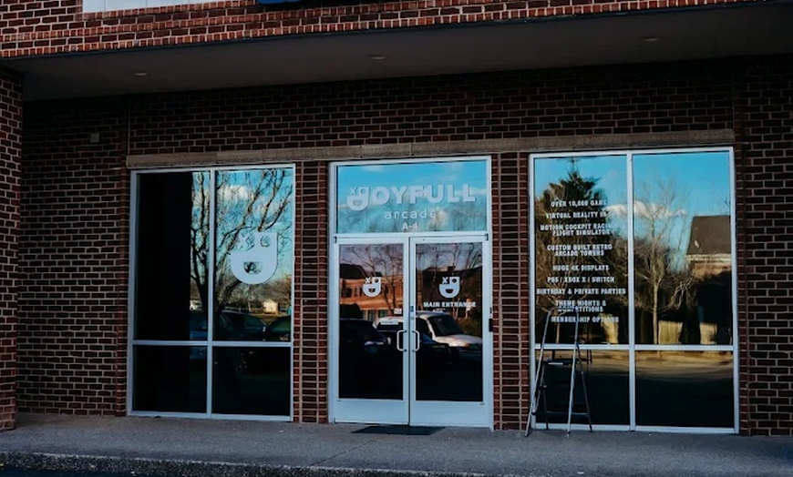 Image 3: Joyfull Arcade - Virtual Reality & Classic Games in Spring Hill