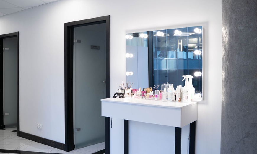 Image 3: Zabieg HIFU 3D: lifting bez skalpela na wybrane partie lub całą twarz