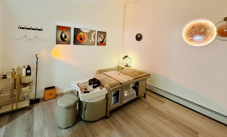 Image 2: Enjoy 60-Mint Head Spa w/ Massage for Single or Couples [Mon- Fri]