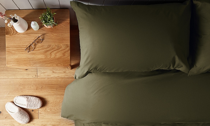 Image 27: Silentnight Supersoft Duvet Set