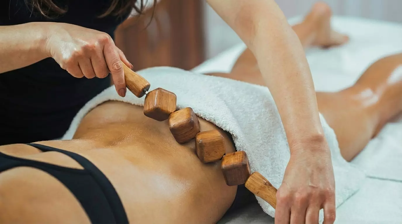 1, 3 or 6 Sessions of Wood Therapy & Lymphatic Drainage Treatment