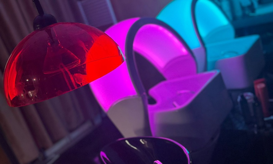 Image 3: Verwöhnpaket für Gesicht, Haare und Kopfhaut mit optionalem Styling