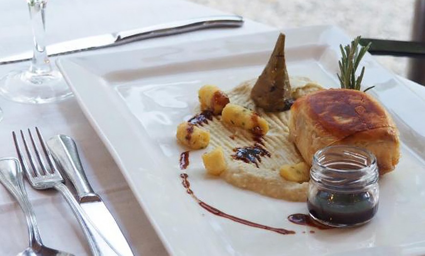 Image 7: Savoie : chambre charme ou suite avec petit-déjeuner, vin et champagne
