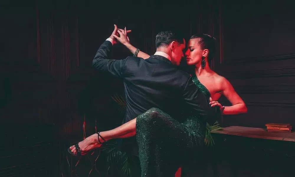 Engage with One Group Class Drop-In, Four or Eight Group Classes