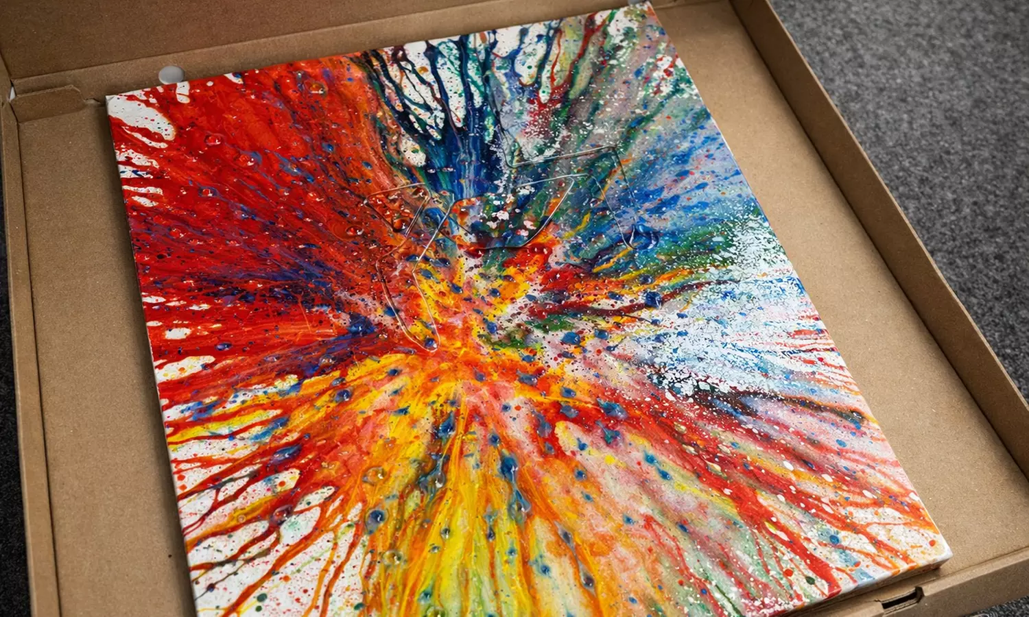 Kreatywna zabawa dla 1-2 osób: chlapanie, kręcenie i strzelanie farbą