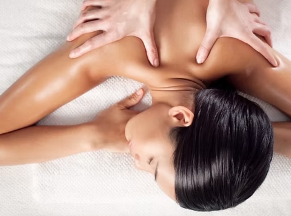 Knot Today: Deep Tissue or Swedish Bliss at Healthy Massage at Healthy Massage Lynwood