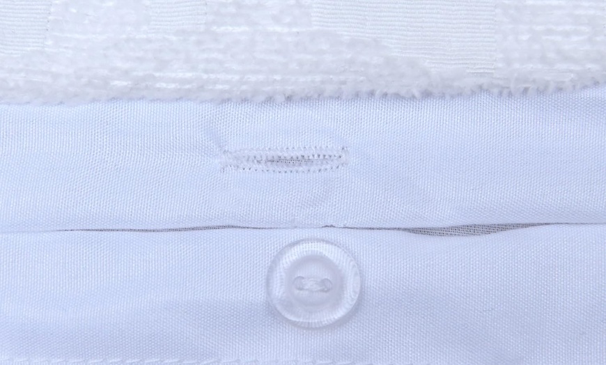 Image 7: U Shape Geometric Tufted Duvet Cover Set