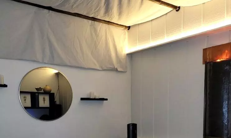 A 60 or 90 Min Choice of Massage w/ Optional Aromatherapy & Hot Stones