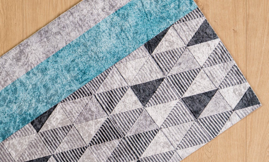 Image 11: Alfombra larga con tacto de terciopelo