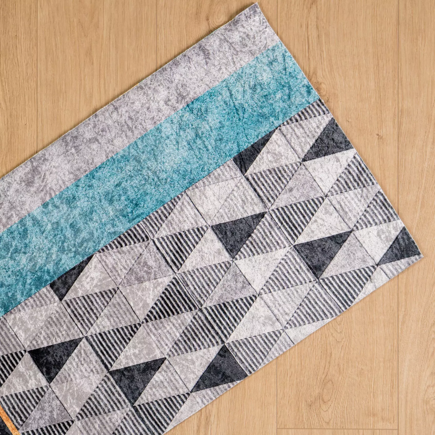 Alfombra larga con tacto de terciopelo