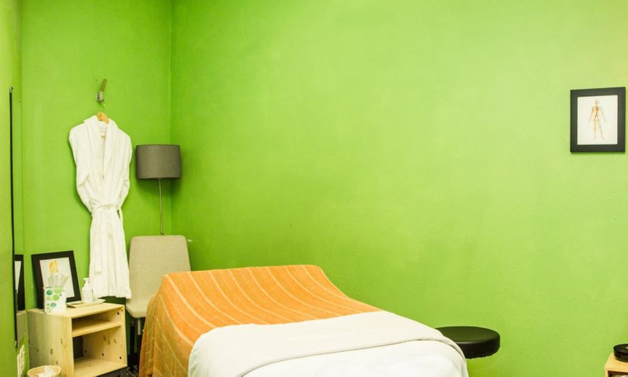 One or Three 60 or 90-Min Swedish Massage For Ultimate Relaxation