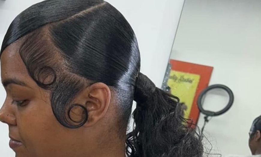 Image 4: Get a Sleek Ponytail or Quick Weave at Raevans Beauty Bar