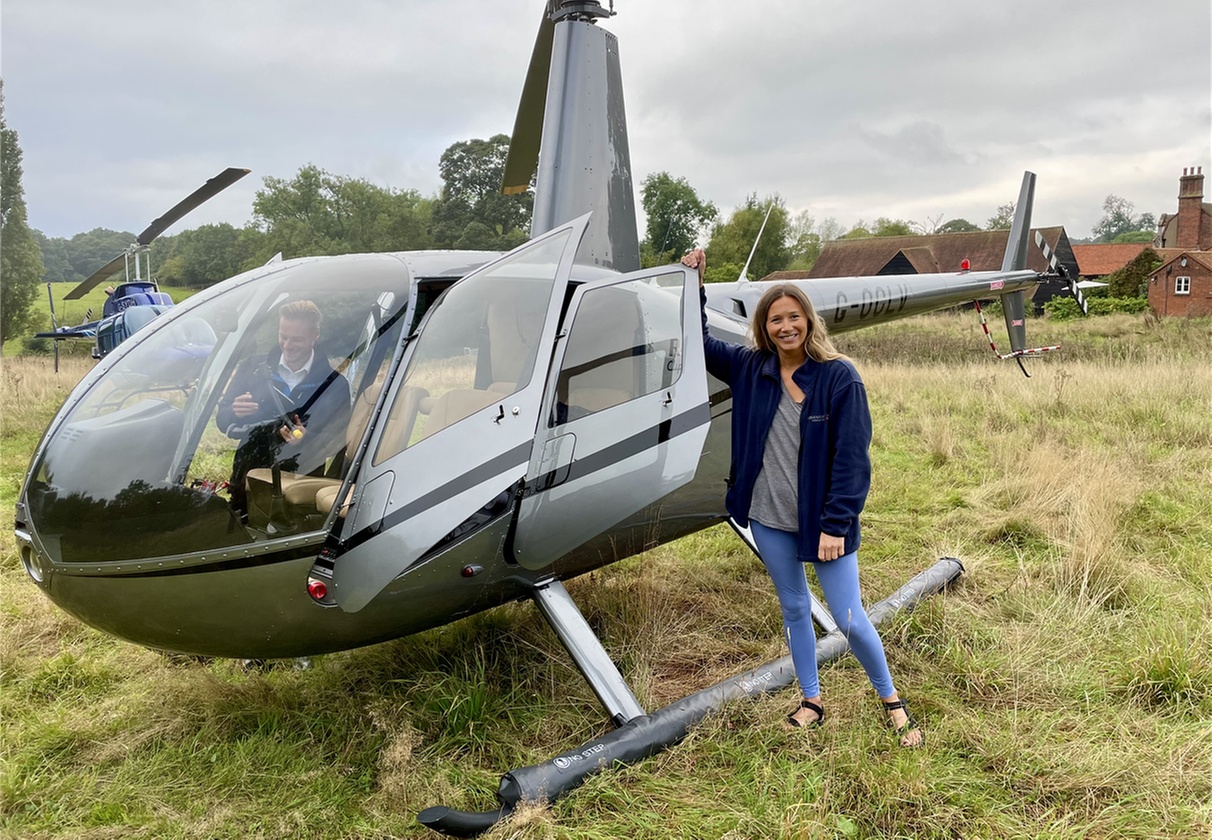 20-Min Helicopter Flying Lesson Experience with Hands-On Flying in UK