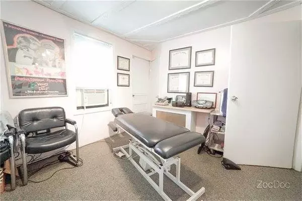 Chiropractic Adjustments, Consult, Exam & Massage for Pain Relief