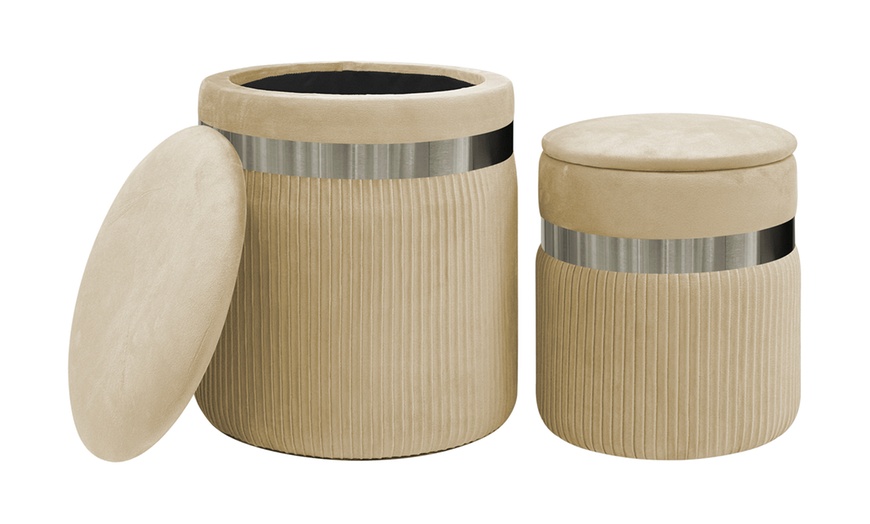 Image 3: Coppia di pouf in velluto