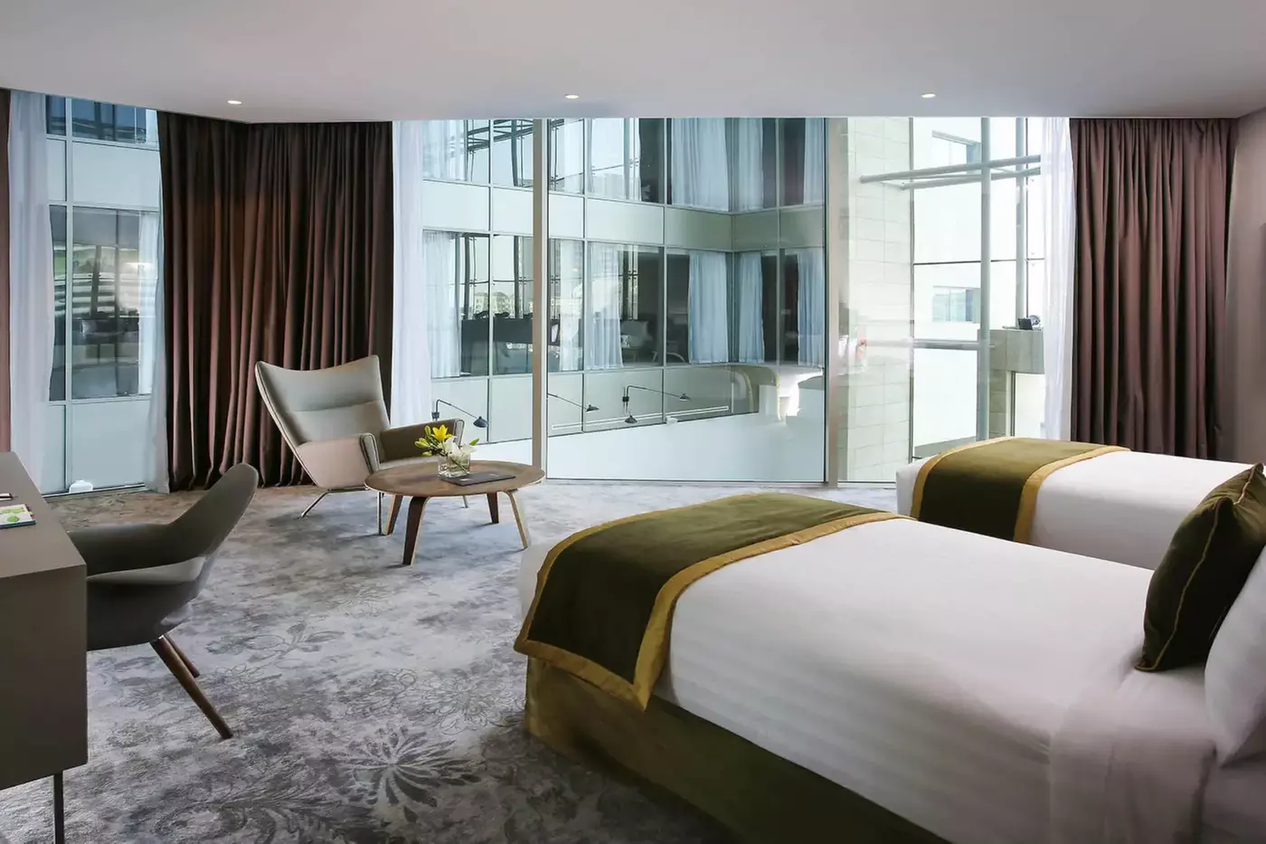 ✈ 6-Day Dubai Vacation with Hotel and Air from Great Value Vacations