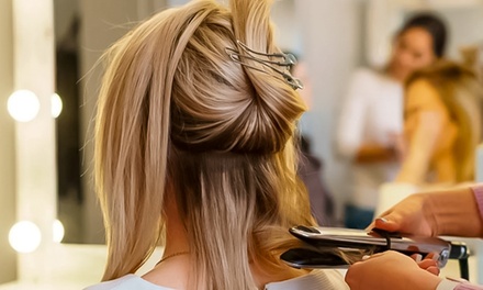 Sesión de peluquería con lavado, corte de pelo y secado - Estrella Latin Beauty